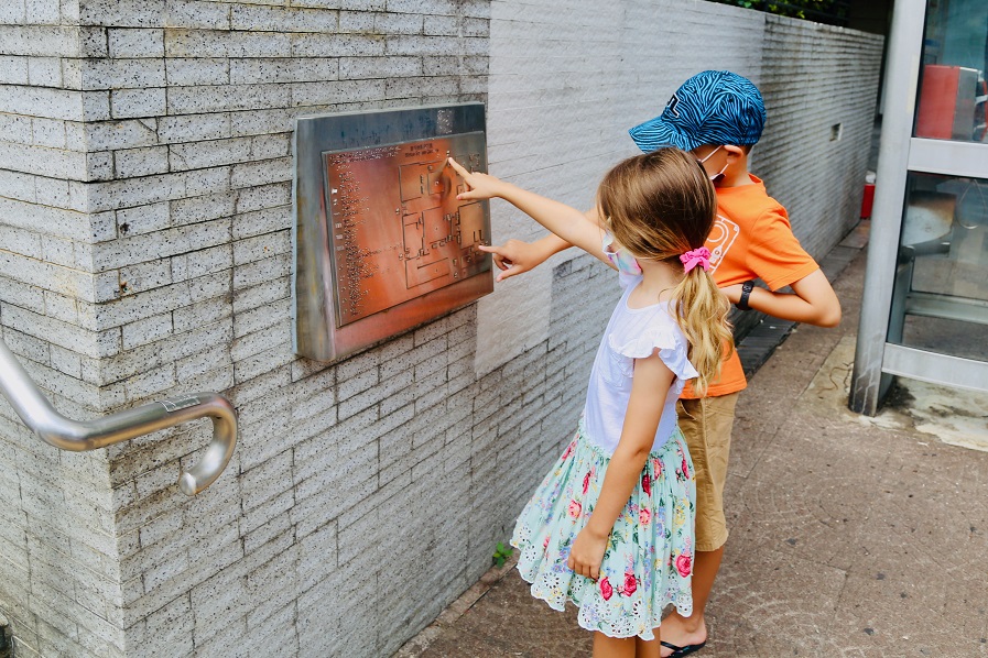 DIY Scavenger Hunts In Unique Neighborhoods With Hong Kong Quest