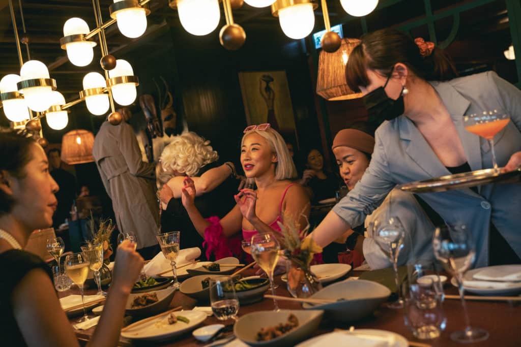 BEST RESTAURANTS IN HONG KONG FOR A GIRLS NIGHT OUT